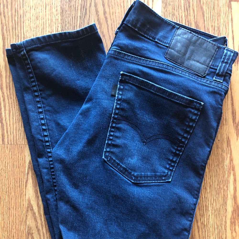 Levi’s 511 Dark Wash 32x30 Jeans